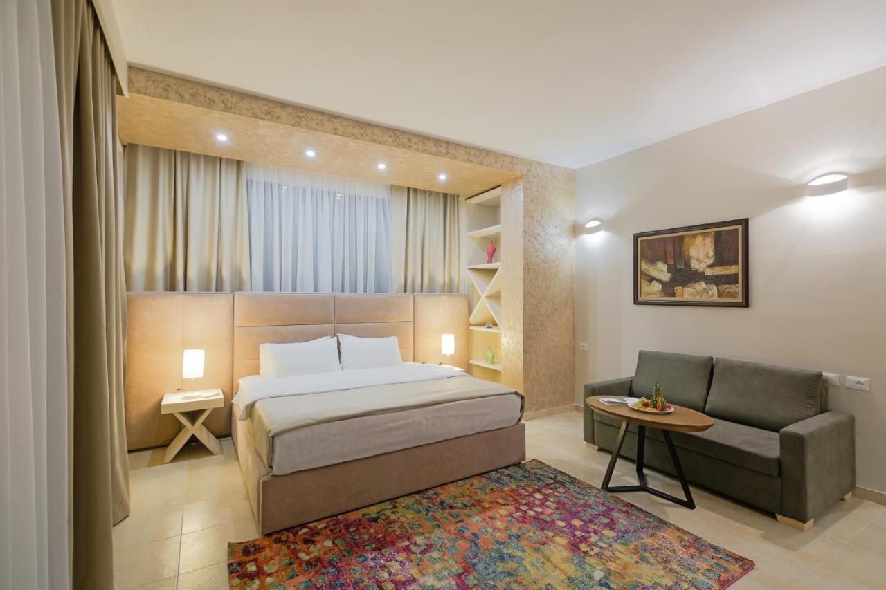 Horizont Hotel Durrës Buitenkant foto