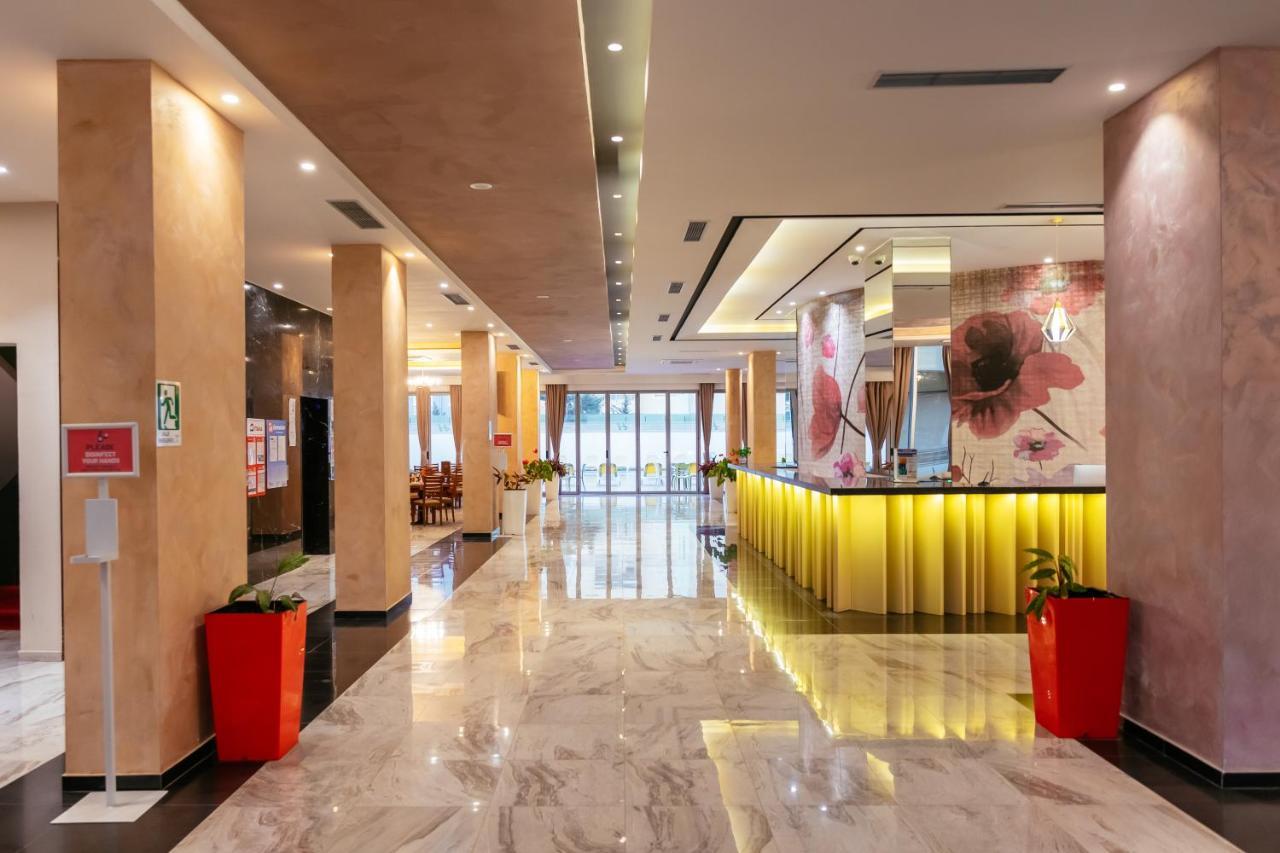 Horizont Hotel Durrës Buitenkant foto