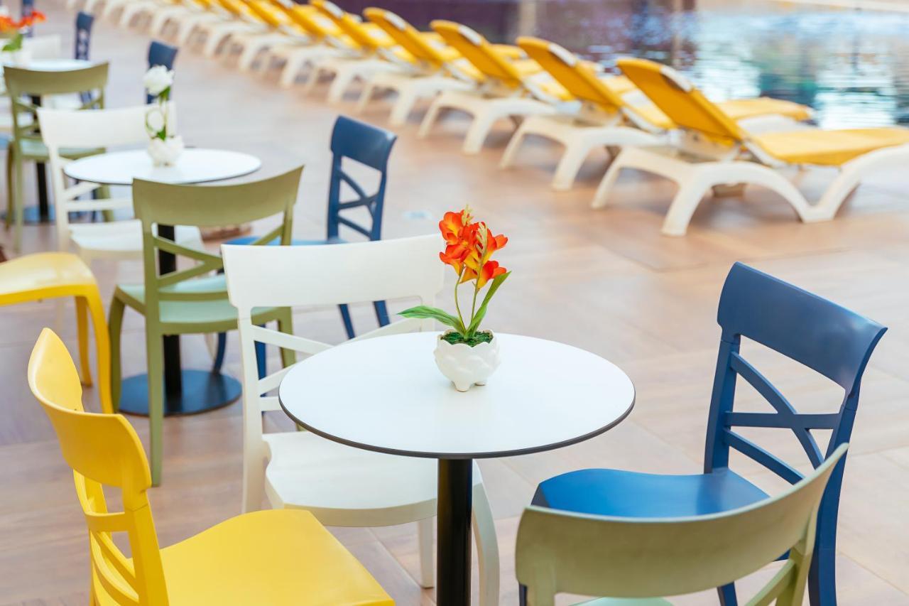 Horizont Hotel Durrës Buitenkant foto