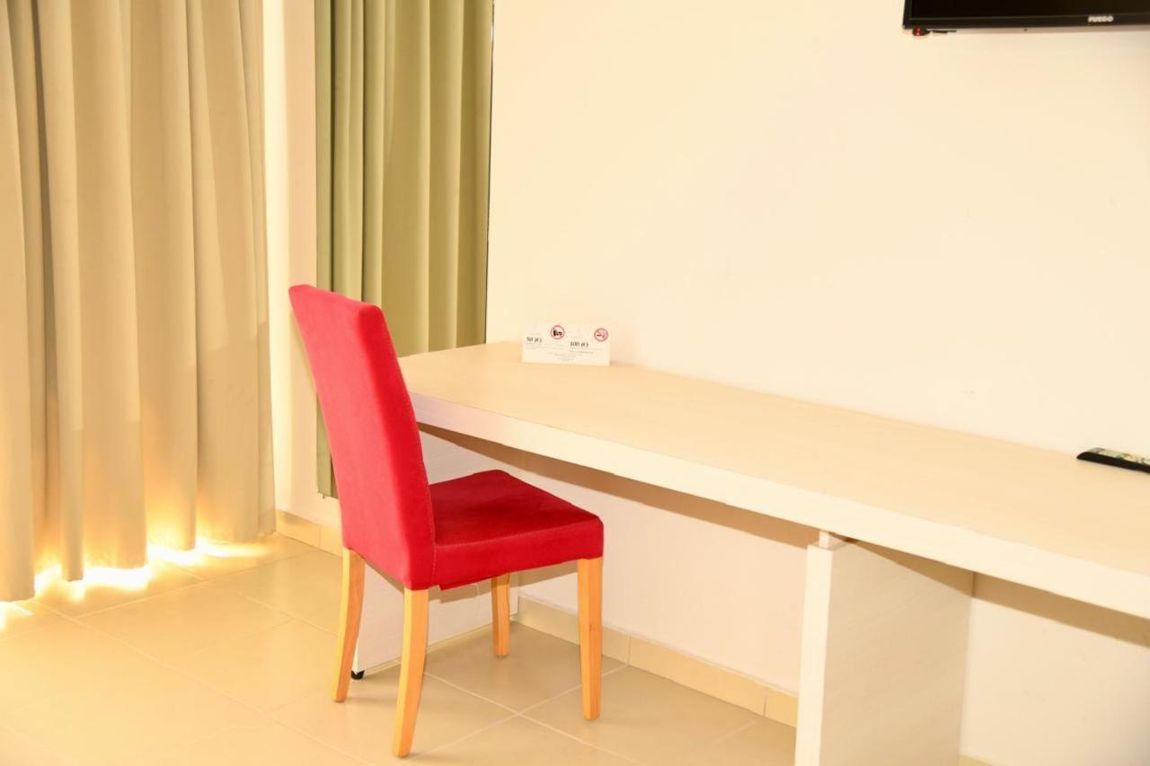 Horizont Hotel Durrës Buitenkant foto