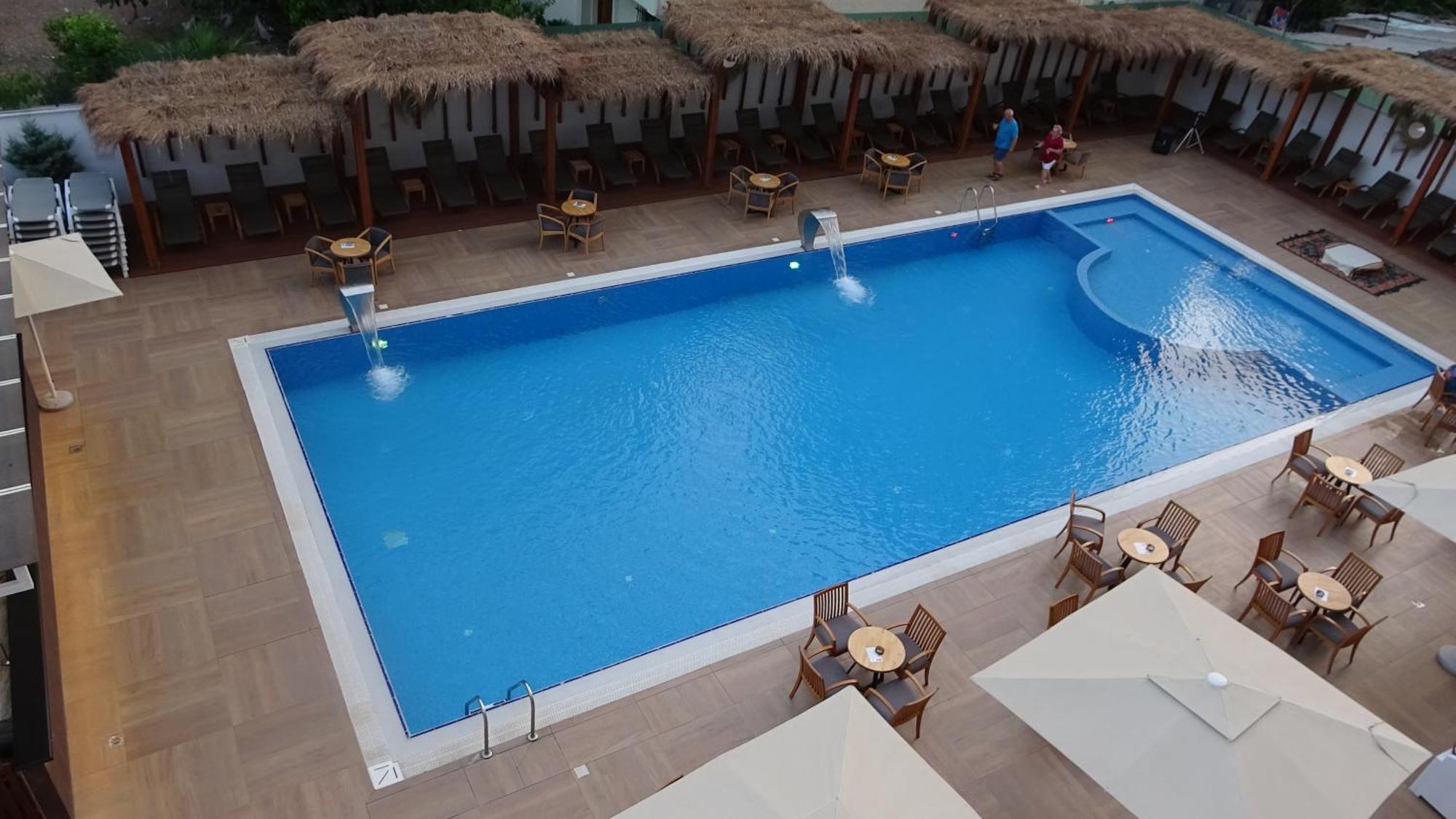 Horizont Hotel Durrës Buitenkant foto