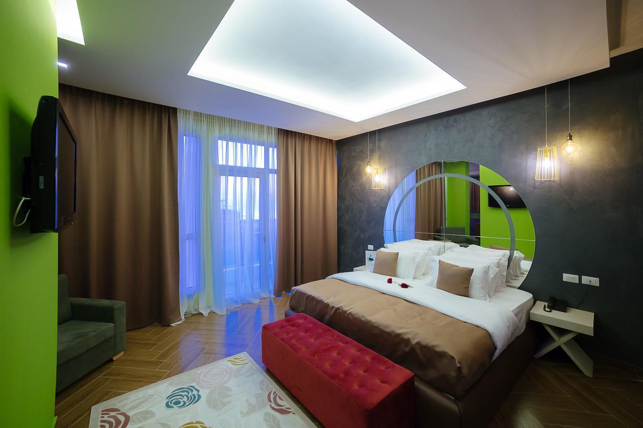 Horizont Hotel Durrës Buitenkant foto